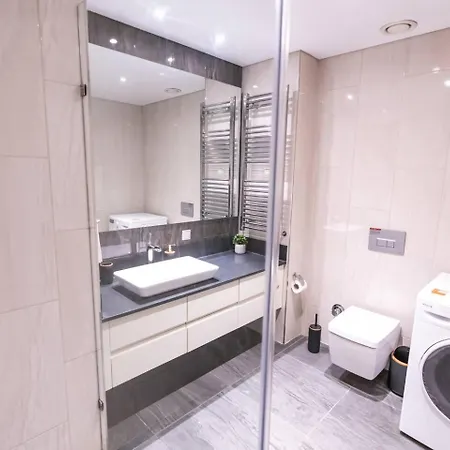 1-bdr Getaway With Poolgym Near Taksim Square Apartament Stambuł