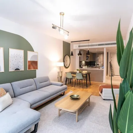 1-bdr Getaway With Poolgym Near Taksim Square Appartamento